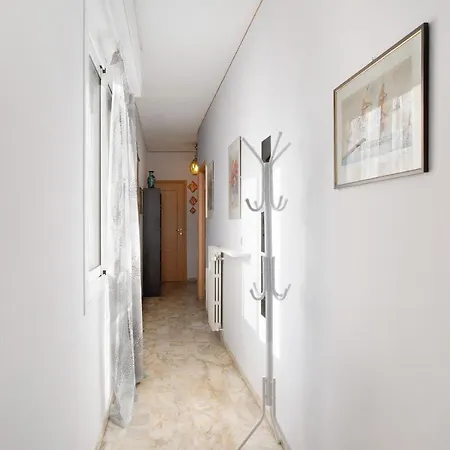 Apartment Accogliente E Luminoso Bilocale
